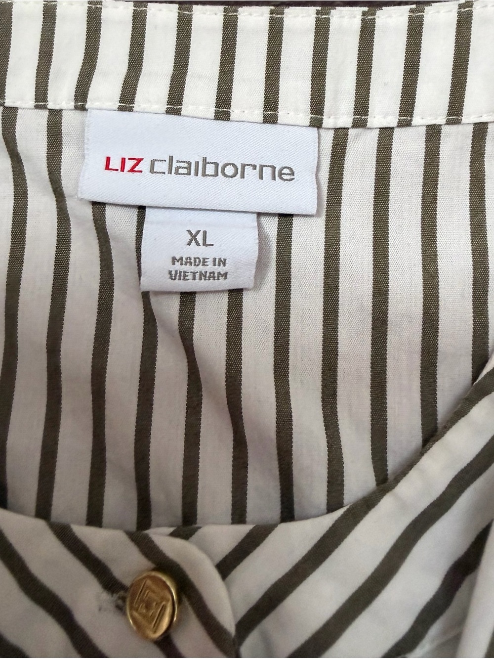 Liz Claiborne White and Olive Stripe Ruffle Sleeveless Top - Picture 3 of 7